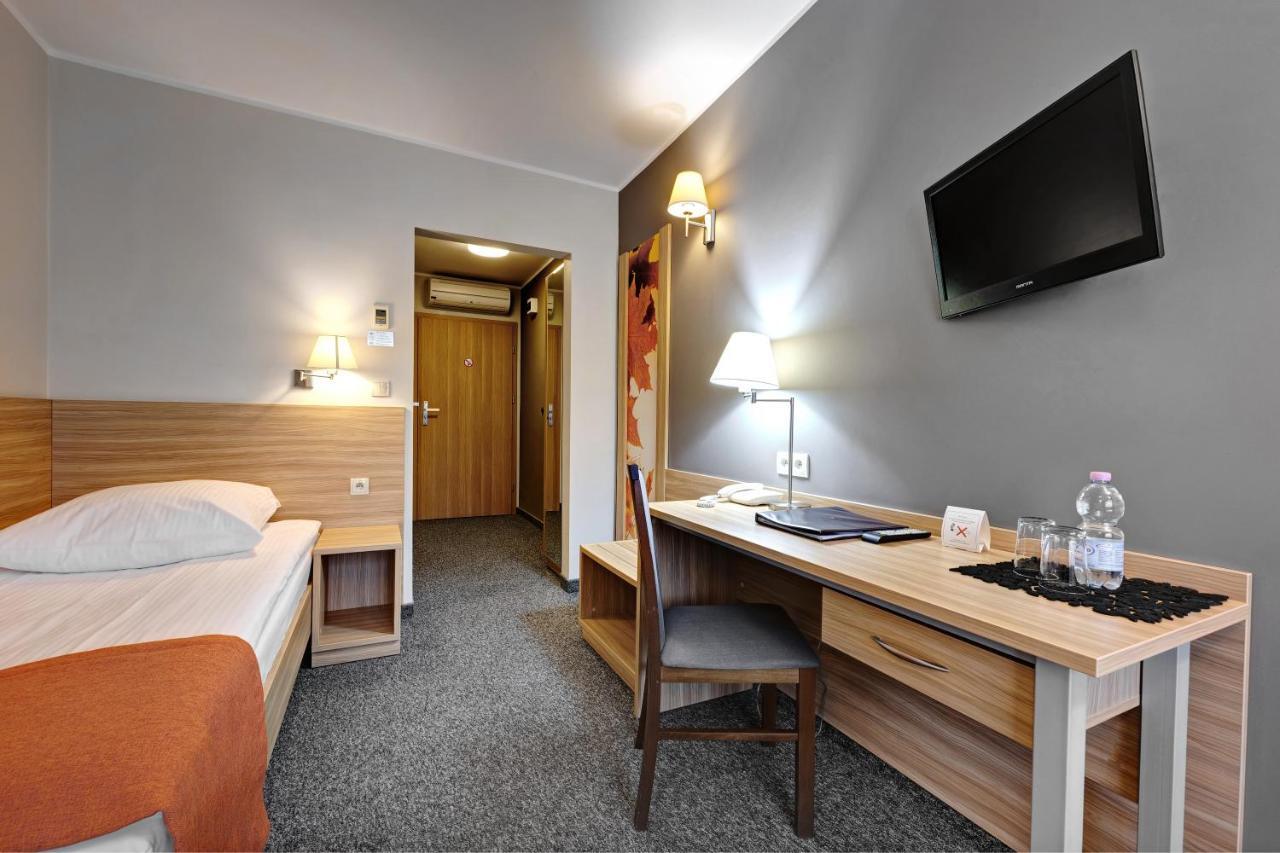 Hotel Lesny Μπιάλιστοκ Εξωτερικό φωτογραφία
