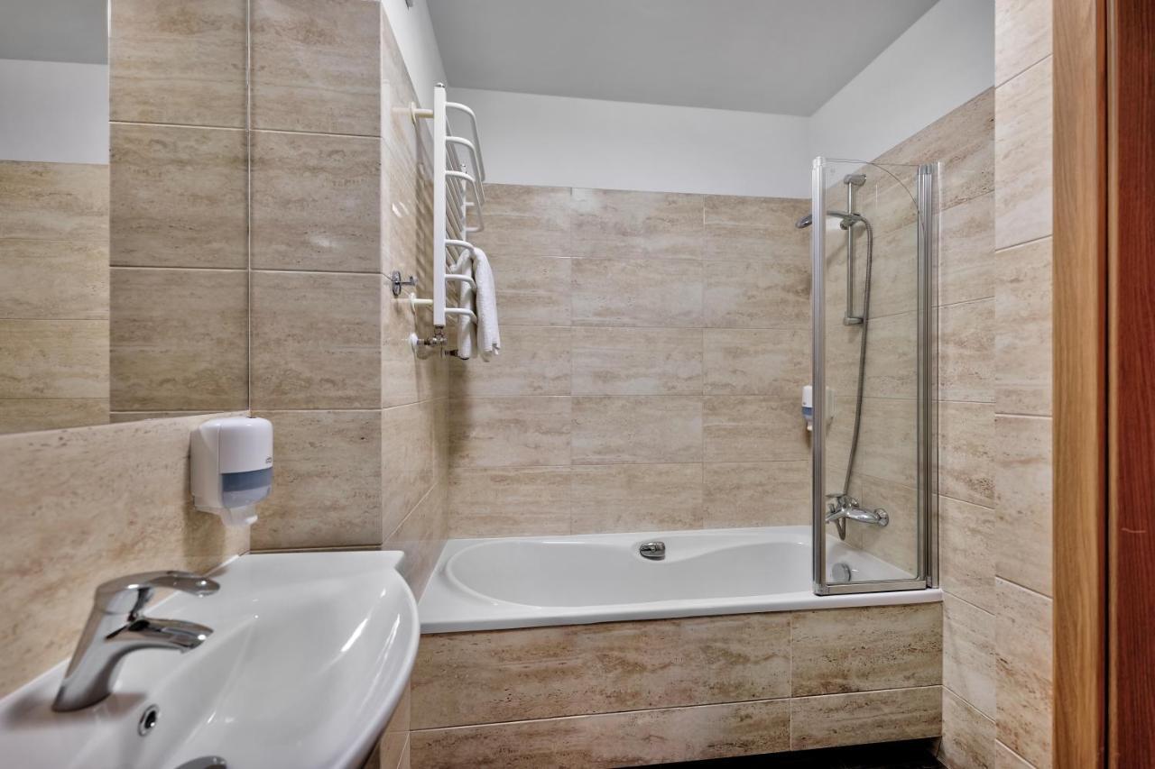 Hotel Lesny Μπιάλιστοκ Εξωτερικό φωτογραφία